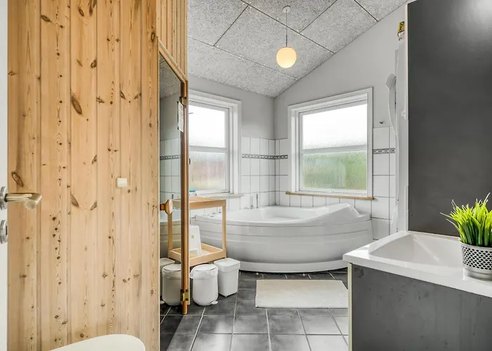 Idyllic With And Sauna, Located In Vorupor In Thy Semesterbostad *